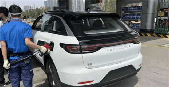 零跑C11增程版无伪装谍照曝光 或有增程版