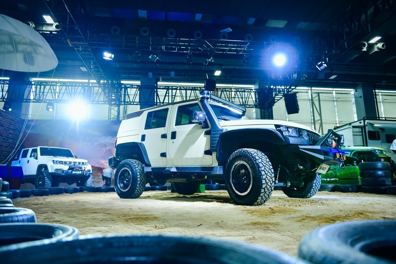 将沙漠配置做到极致，BJ40边境穿越版让你尽情玩沙