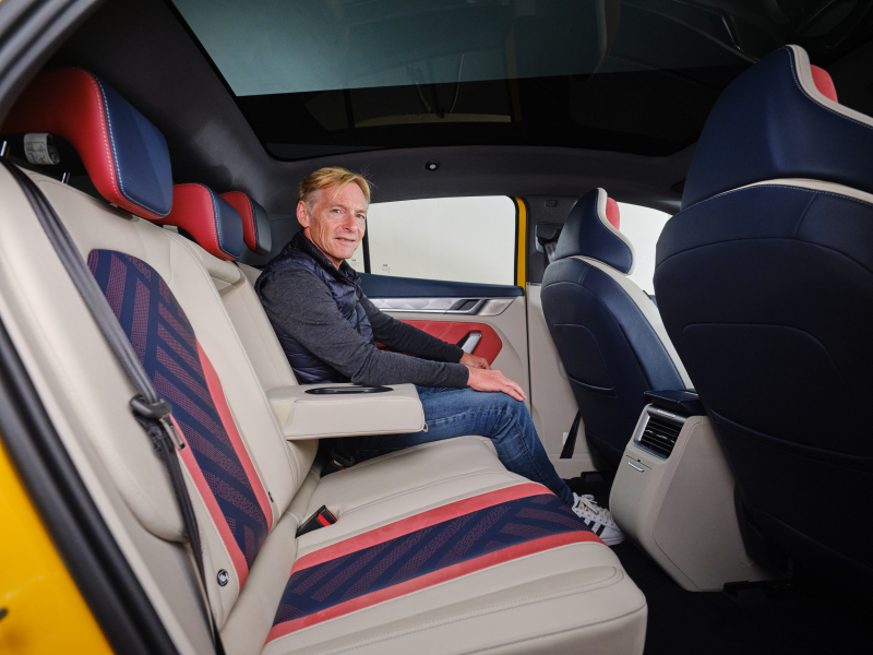 独家:U5右舵版明年英国推出 U6将12月欧洲销售 独家:U5右舵版明年英国推出 U6将12月欧洲销售