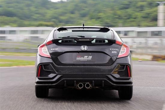 两厢思域手动挡虽然是高配 但劝你别倔强