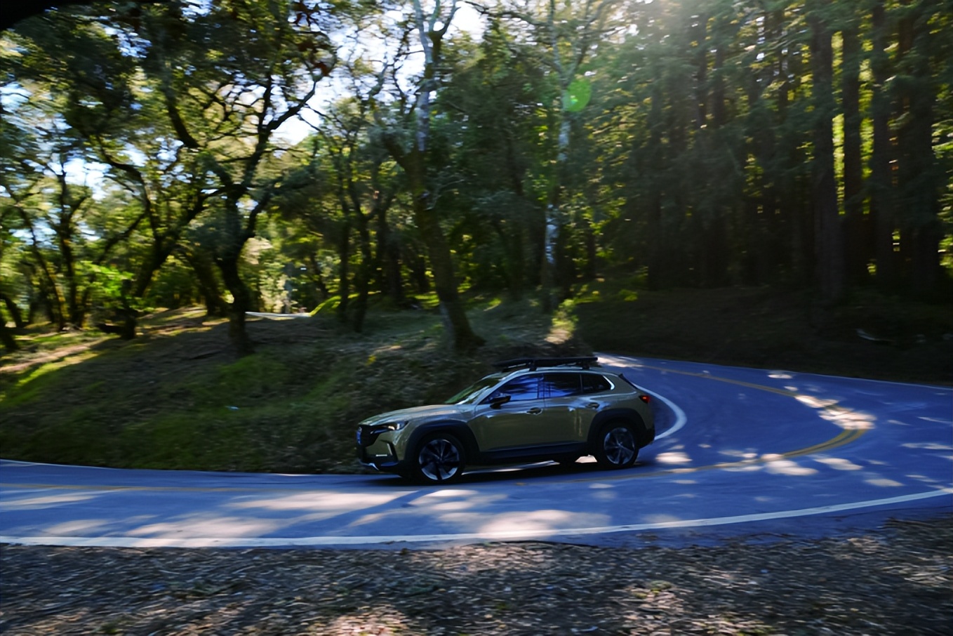 长安马自达MAZDA国产新车CX-50下线 开启预定