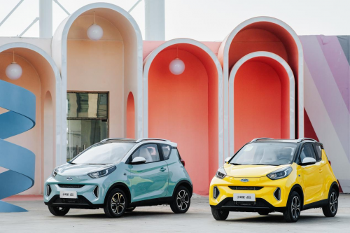 国庆没嗨够？节后无心上班？我猜你缺一台小蚂蚁陪伴