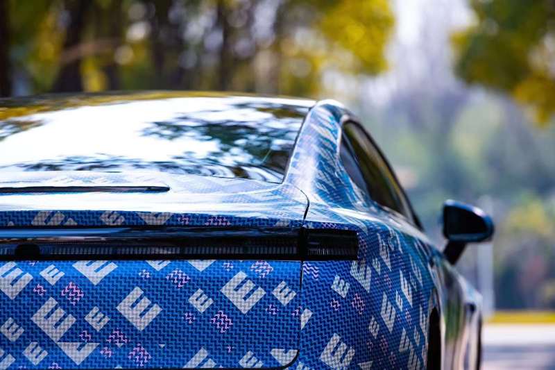 有望4月7日首发亮相 星途首款高端电动轿车谍照