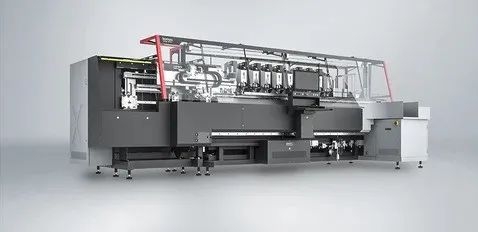 智造范式革命，新能源汽车全产业链技术耦合重塑百年生产逻辑