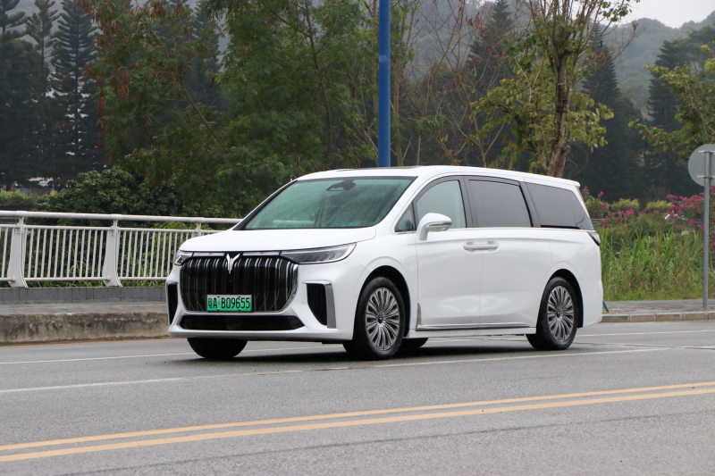 不妥协就是梦想家 试驾岚图梦想家0碳版