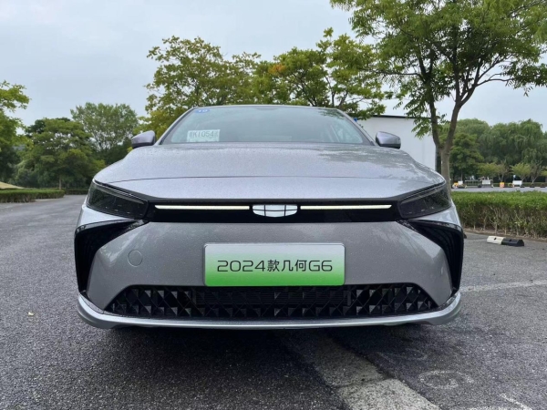 试驾吉利几何G6:舒适如丝,智能如斯 试驾吉利几何G6:舒适如丝,智能如斯