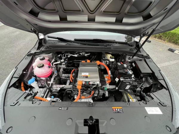 试驾吉利几何G6:舒适如丝,智能如斯 试驾吉利几何G6:舒适如丝,智能如斯