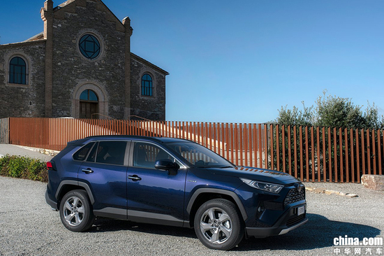 RAV4荣放 2016款 2.5L 自动四驱尊贵 组图