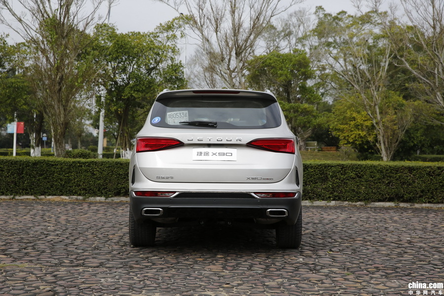 捷途X90 2019款 1.5T 自动尊享型 6座 外观