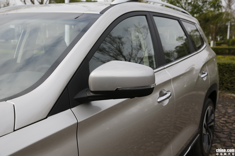 捷途X90 2019款 1.5T 自动尊享型 6座 外观