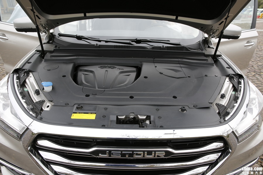 捷途X90 2019款 1.5T 自动尊享型 6座 外观