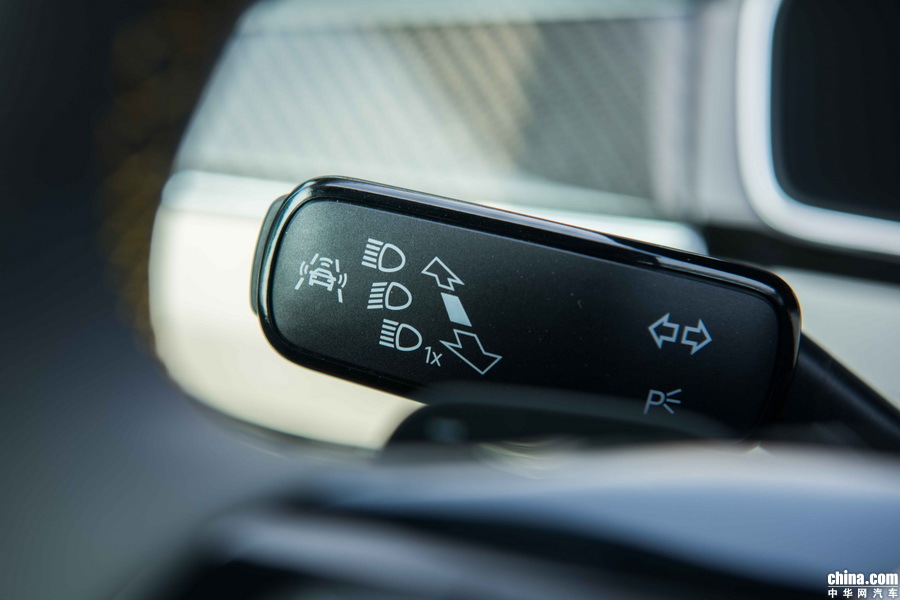 一汽-大众CC 2019款 380TSI 曜颜 内饰