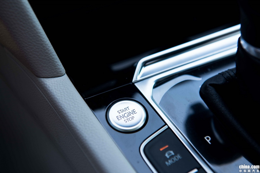 一汽-大众CC 2019款 380TSI 曜颜 内饰