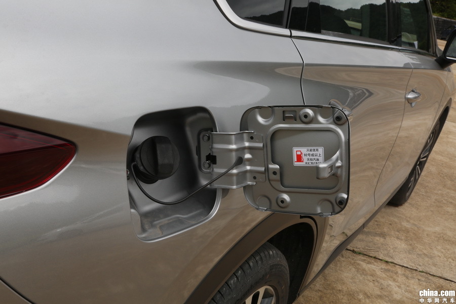 传祺GS5 2019款 270T 自动尊贵 外观