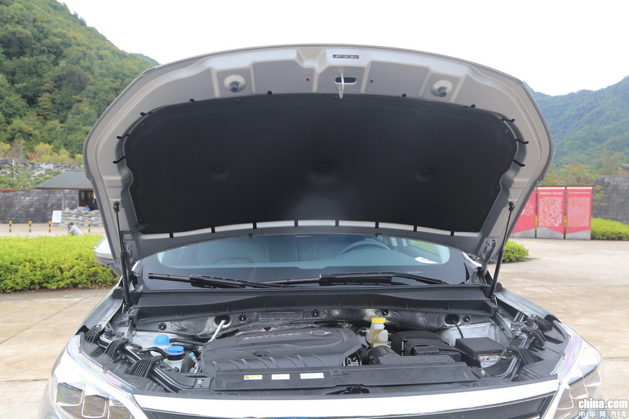 传祺GS5 2019款 270T 自动尊贵 外观