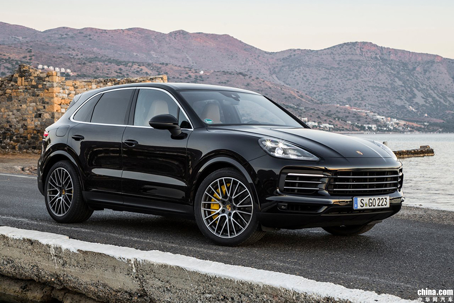 Cayenne 2018款 Turbo 4.0T 组图