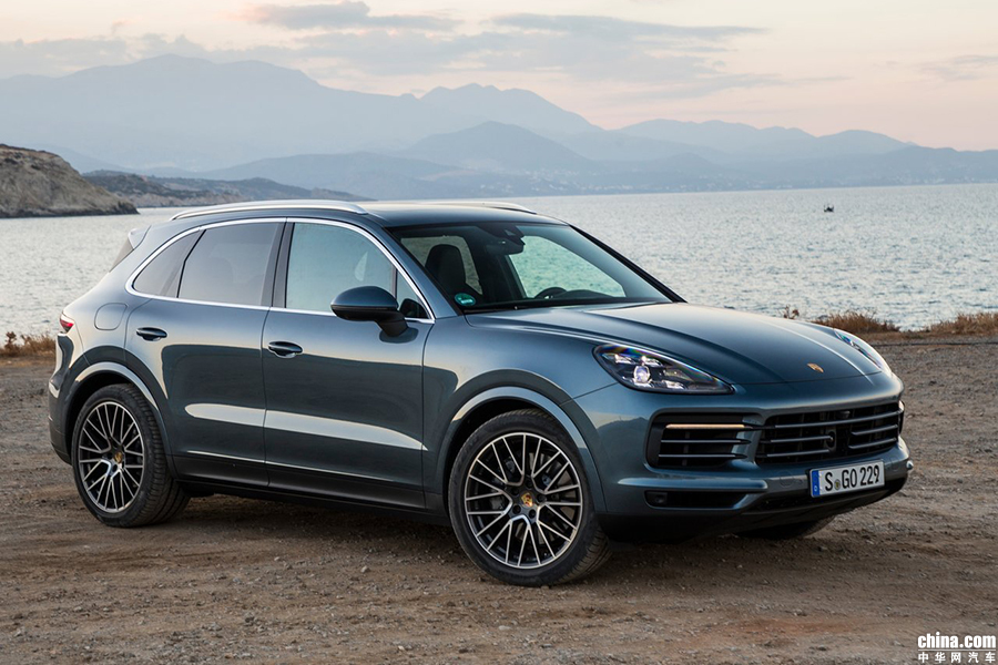 Cayenne 2018款 Turbo 4.0T 组图