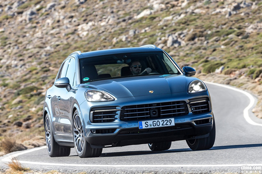 Cayenne 2018款 Turbo 4.0T 组图