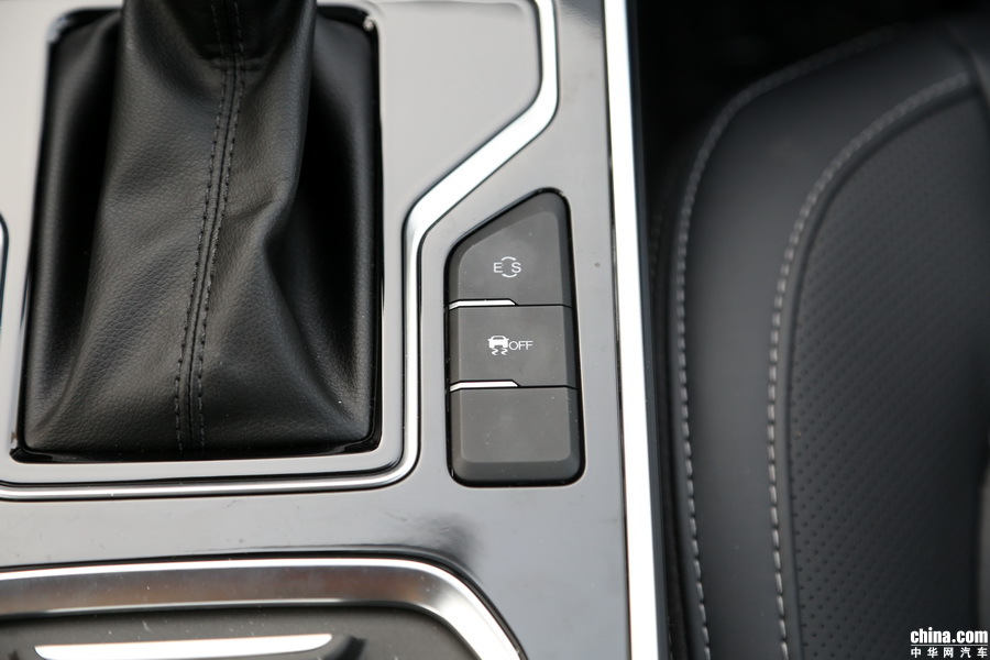 艾瑞泽GX 2018款 1.5T 自动耀色 内饰
