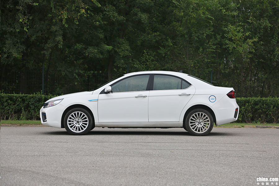 江淮iEVA50 2018款 江淮iEVA50 智享型 外观