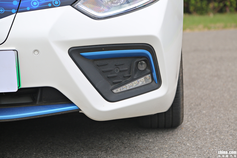 江淮iEVA50 2018款 江淮iEVA50 智享型 外观