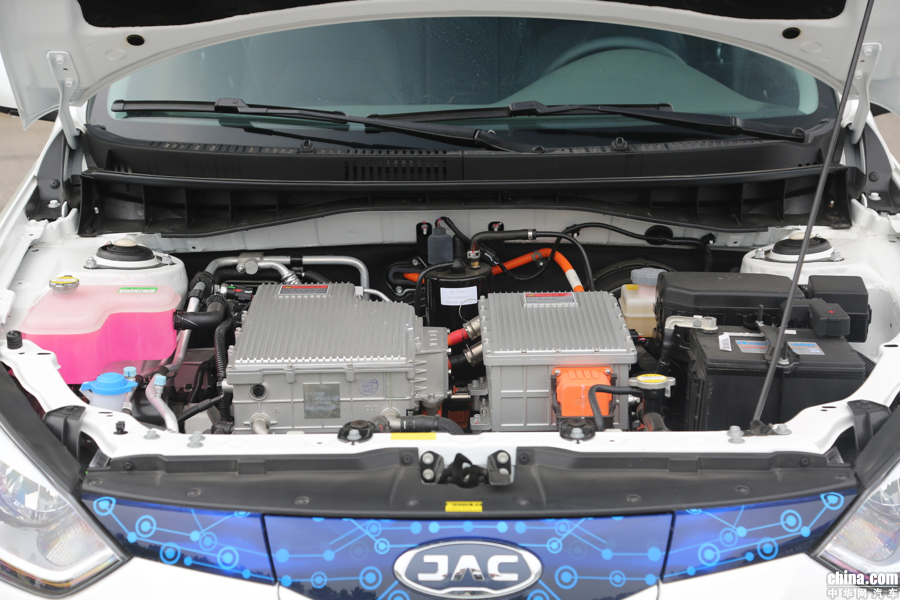 江淮iEVA50 2018款 江淮iEVA50 智享型 外观