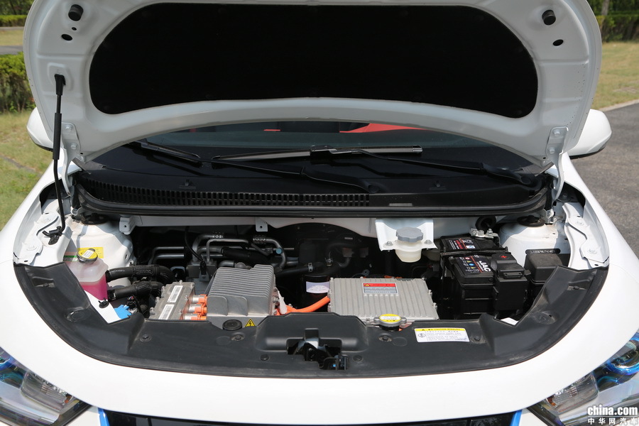 江淮iEV6E 2018款 运动 江淮iEV6E 智享型 外观