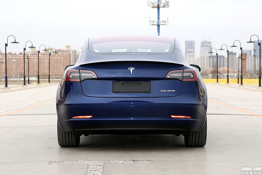 Model 3 2019款 Performance高性能全轮驱动版 外观