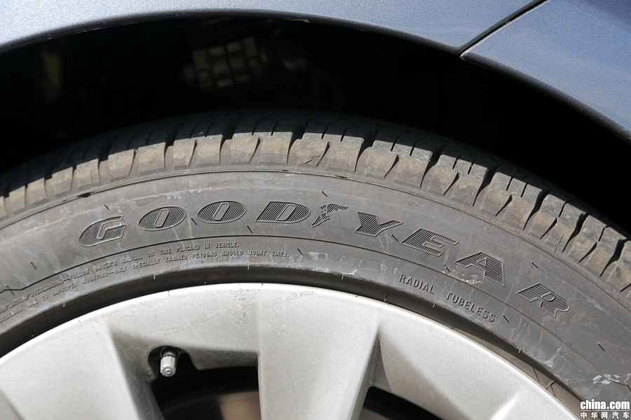 Model S 2017款 改款 100D 外观