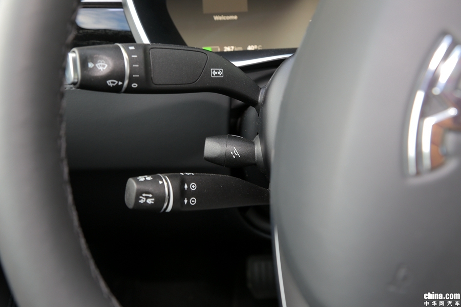 Model S 2017款 改款 100D 内饰