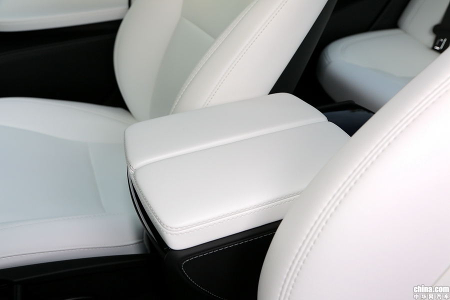 Model S 2017款 改款 100D 内饰