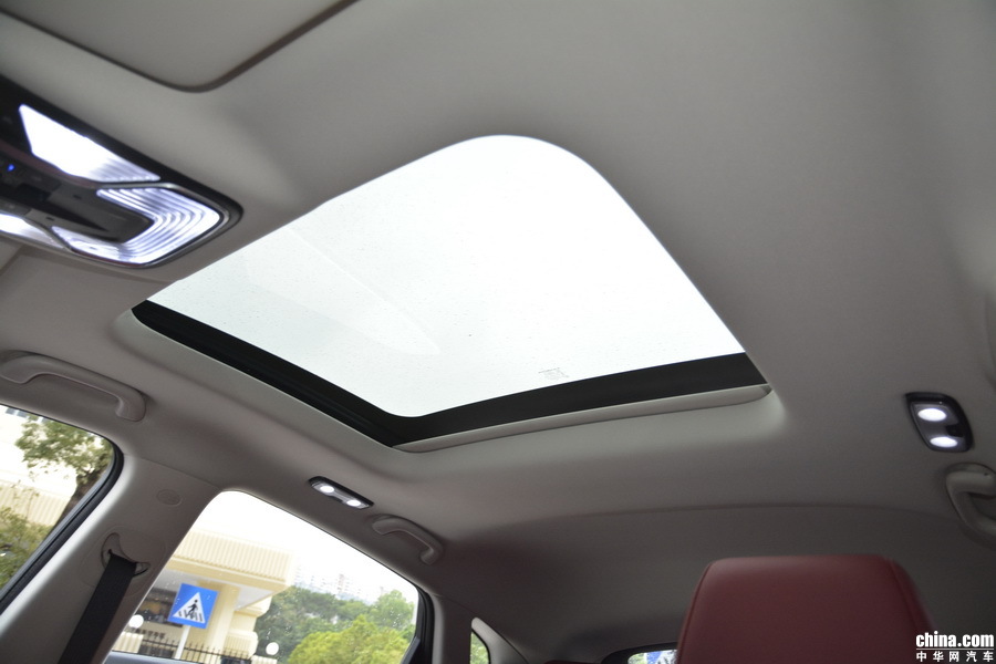 长安CS85 Coupe 2019款 2.0T 智版 内饰