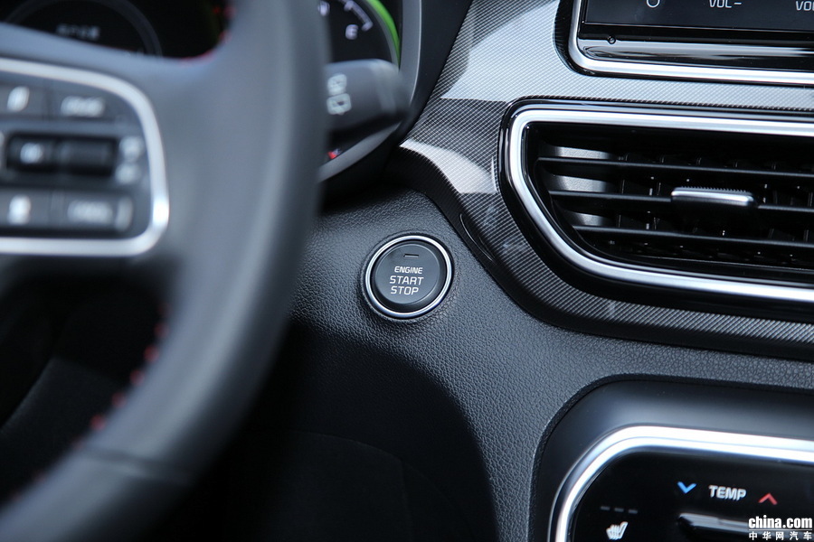 起亚KX5 2019款 1.6T 自动两驱豪华 内饰