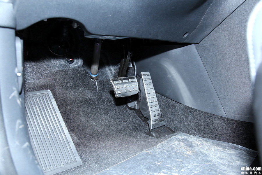起亚KX5 2019款 1.6T 自动两驱豪华 内饰
