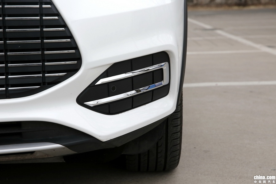 宋新能源 2019款 EV500 智联领耀型 外观