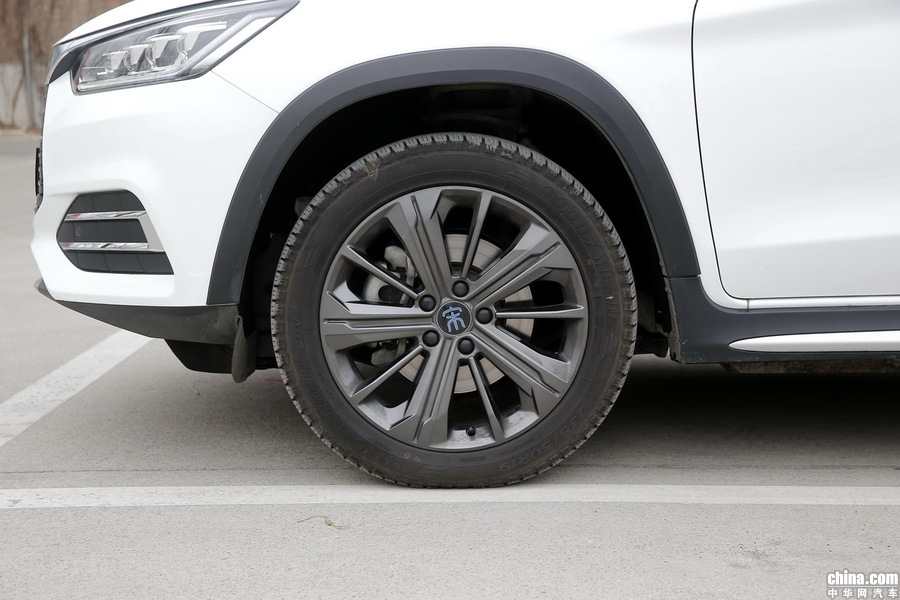 宋新能源 2019款 EV500 智联领耀型 外观