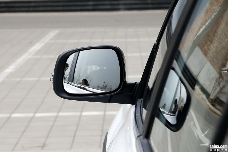 宋新能源 2019款 EV500 智联领耀型 外观