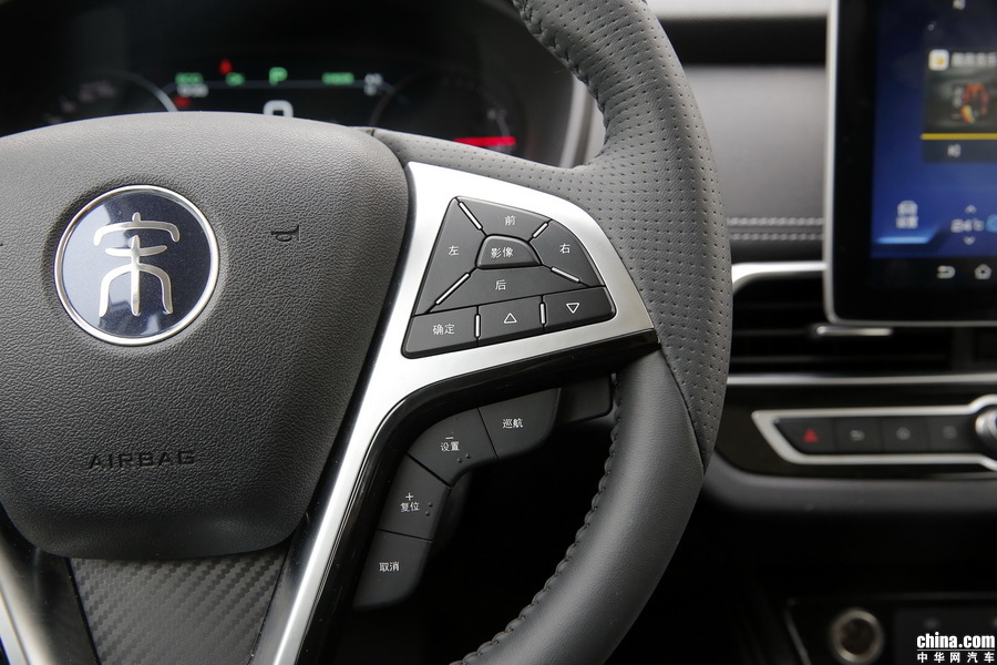 宋新能源 2019款 EV500 智联领耀型 内饰