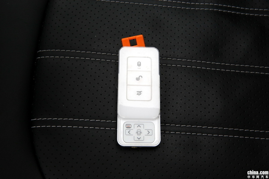 宋新能源 2019款 EV500 智联领耀型 内饰