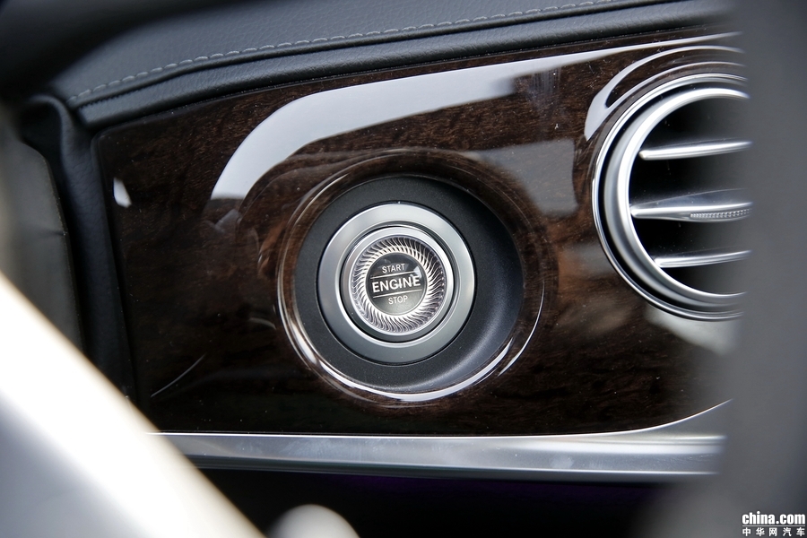奔驰S级 2019款 S 320 L 内饰