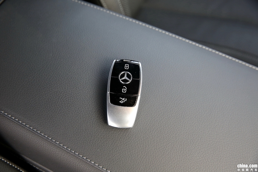 奔驰S级 2019款 S 320 L 内饰