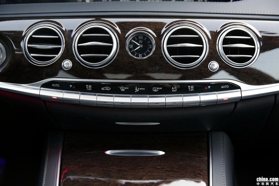 奔驰S级 2019款 S 320 L 内饰