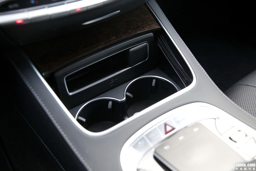 奔驰S级 2019款 S 320 L 内饰