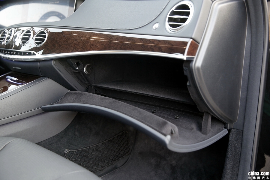 奔驰S级 2019款 S 320 L 内饰