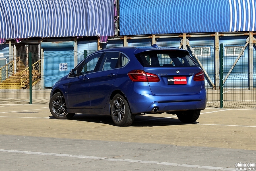 宝马2系旅行车 2018款 218i 尊享型运动套装 外观