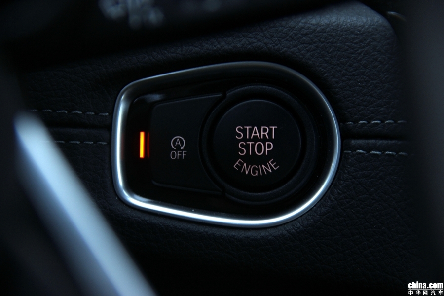 宝马2系旅行车 2018款 218i 尊享型运动套装 内饰