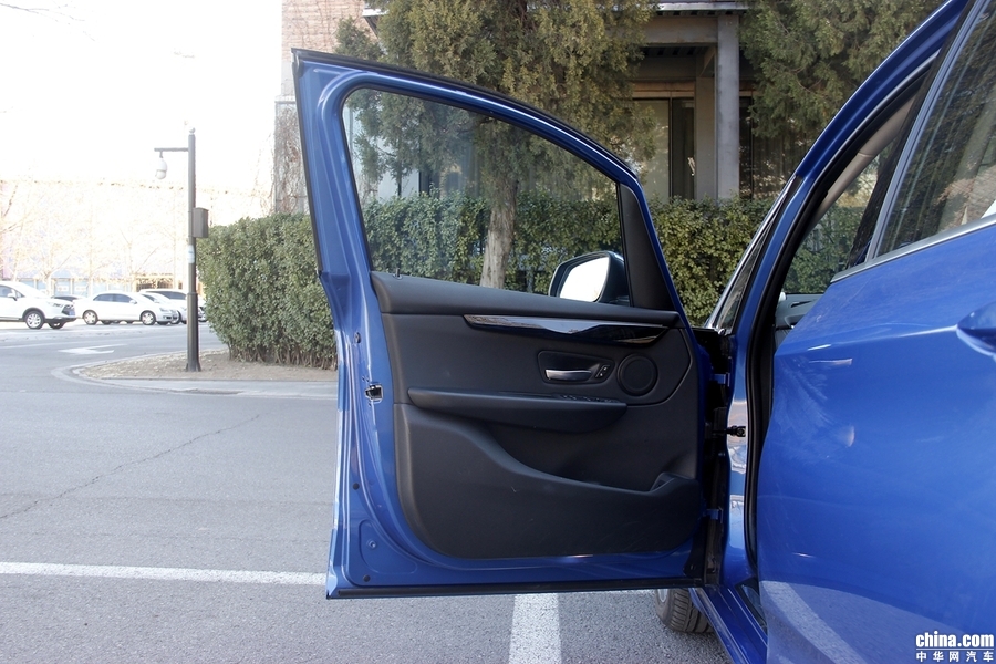 宝马2系旅行车 2018款 218i 尊享型运动套装 内饰