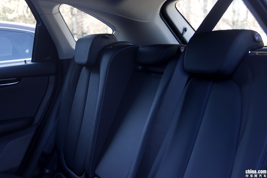 宝马2系旅行车 2018款 218i 尊享型运动套装 其他