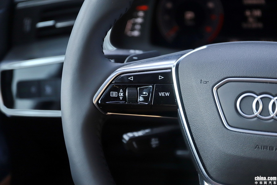 奥迪A6L 2019款 45 TFSI 臻选致雅型 内饰