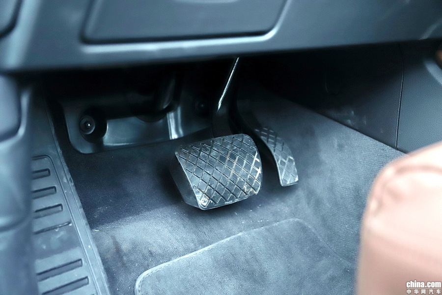 奥迪A6L 2019款 45 TFSI 臻选致雅型 内饰